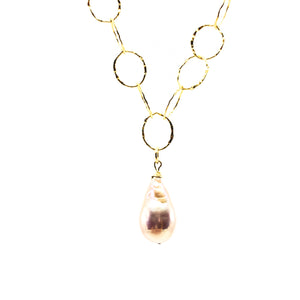 natural pink pearl gold round chain necklace by eve black jewelry made in Hawaii
