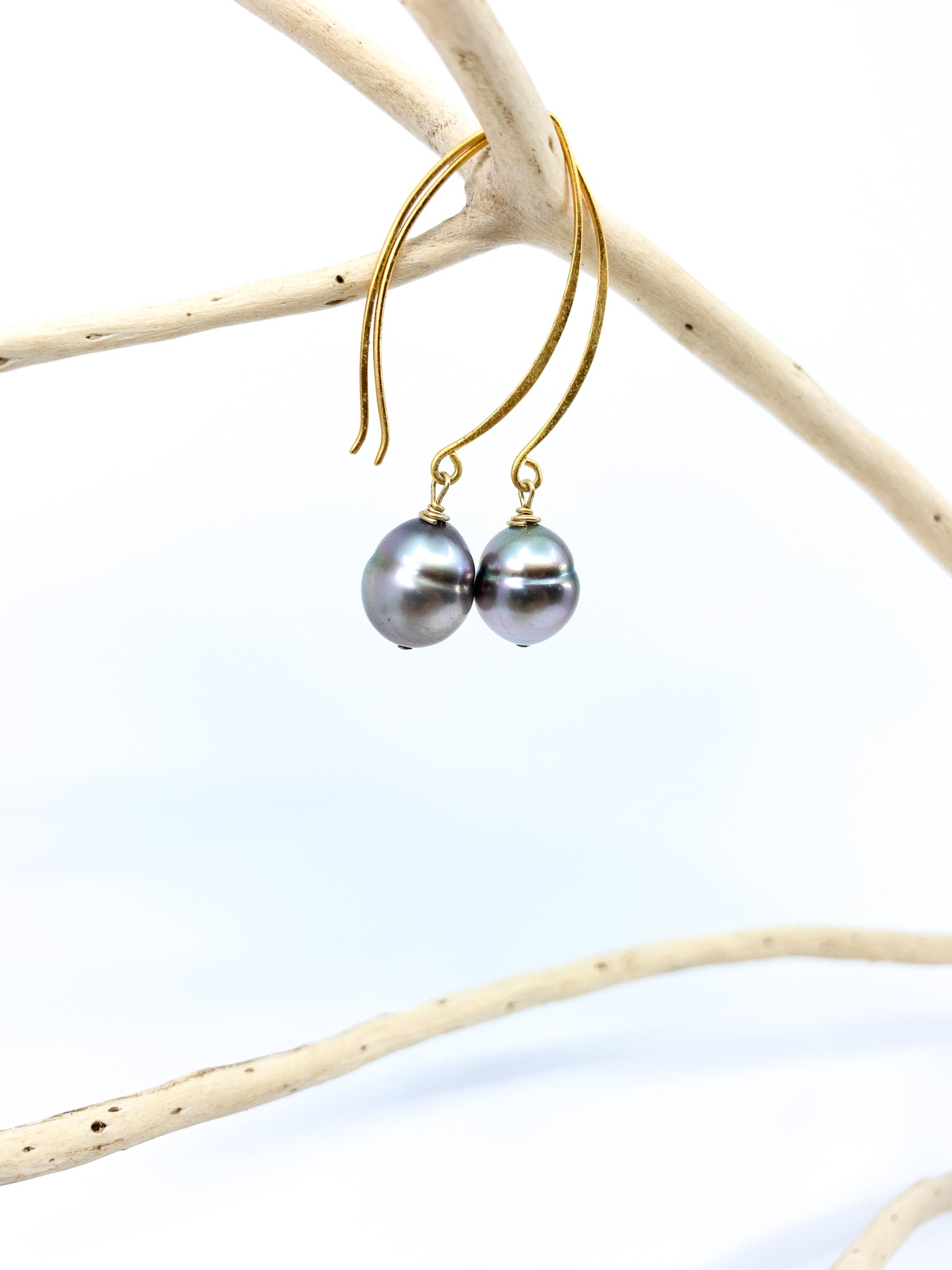 Tahitian pearl long hook mat gold earrings by eve black jewelry made in Hawaii