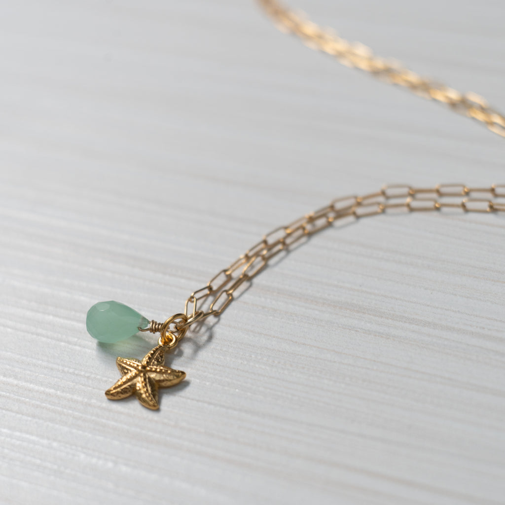gold starfish charm necklace handmade in Hawaii by eve black jewelry